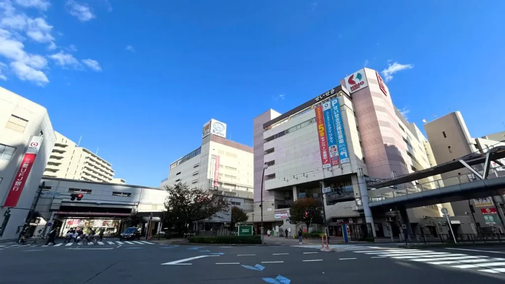 聖蹟桜ヶ丘駅前